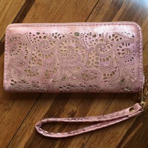 Laser cut wristlet wallet
